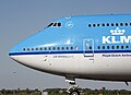 KLM Boeing 747 PH-BFI "Jakarta" nose section at EHAM 19-05-2010 210 (4622825274).jpg