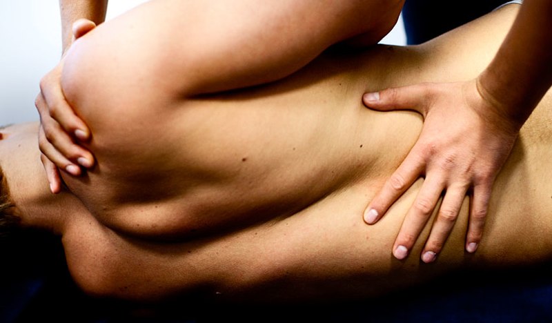 Self-Cracking: Can I Give Myself A Chiropractic Adjustment?