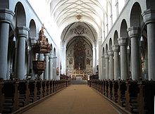 [3] eine Basilika von innen (Konstanzer Münster)
