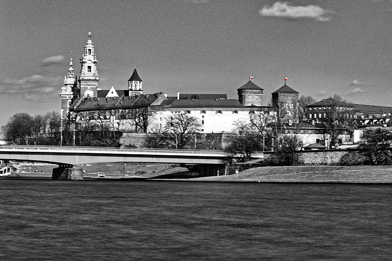 File:L1720392 ZACNE WAWEL.jpg