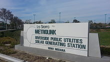 Знак La Sierra Metrolink. jpg 