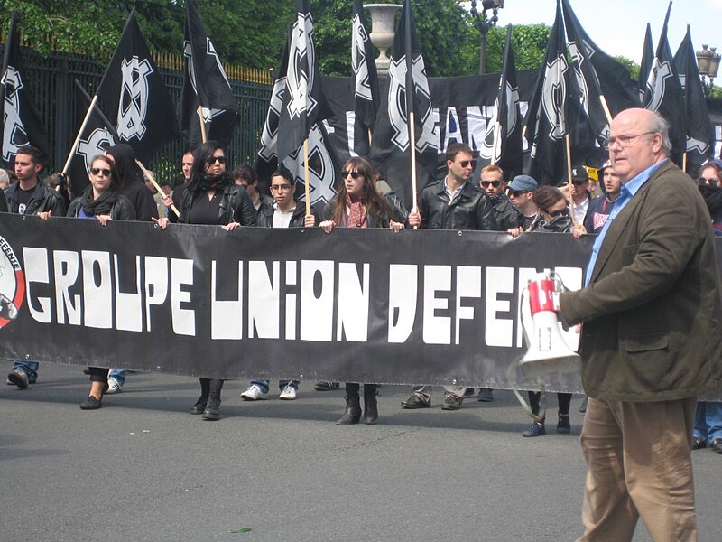 File:Le GUD manifestant le 13 mai 2012.JPG