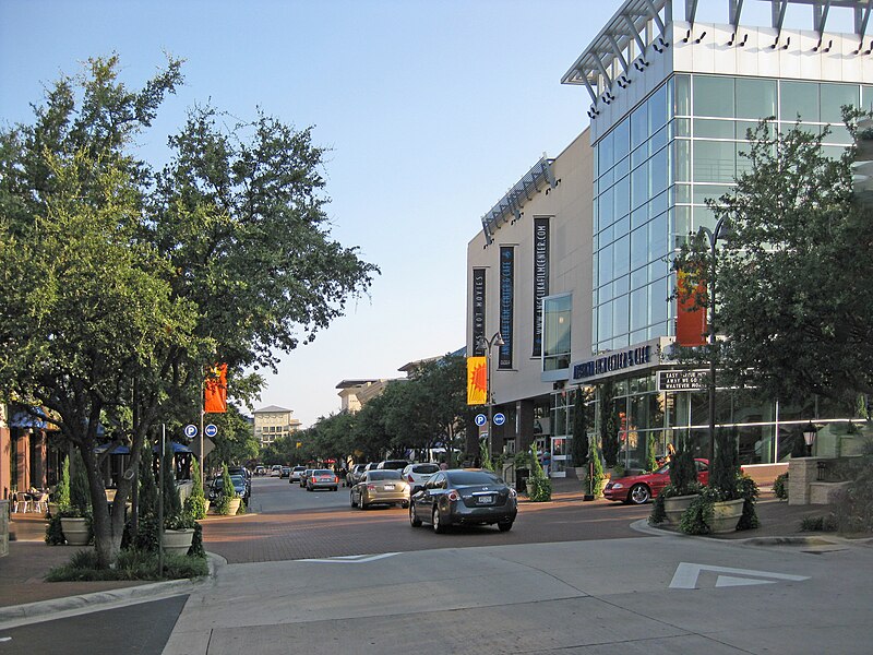 پرونده:Legacy town center plano.jpg