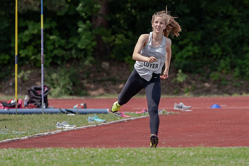 File:Leichtathletik Gala Linz 2018 javlin throw Luyer-6181.jpg