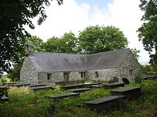 Llantrisant Gereja Tua - geograph.org.inggris - 1358390.jpg