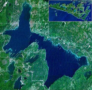 <span class="mw-page-title-main">Lake Manitou</span> Lake on Manitoulin Island, Ontario, Canada