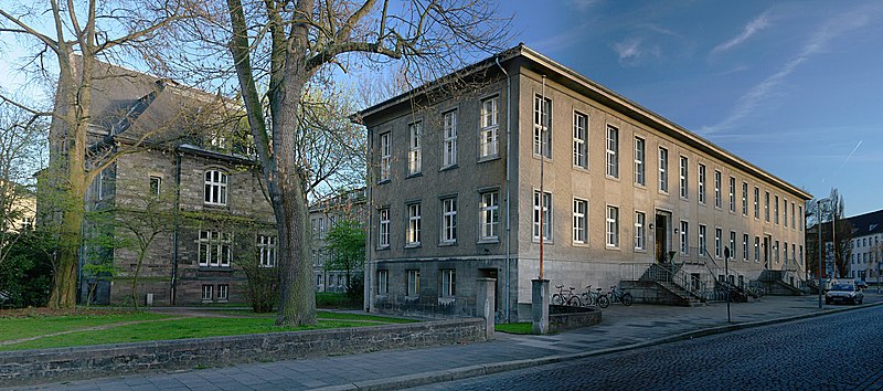 File:Mathematik Göttingen.jpg