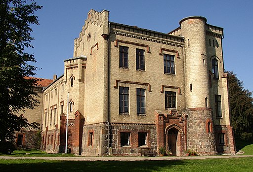 Moltzow castle