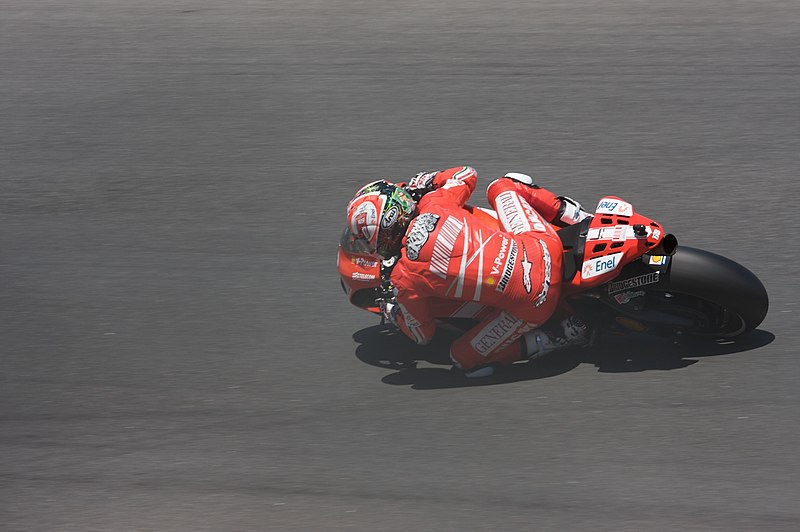 File:Nicky Hayden 2009 Laguna Seca.jpg