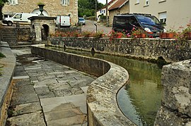 Noroy-le-Bourg - lavoir vue générale.jpg