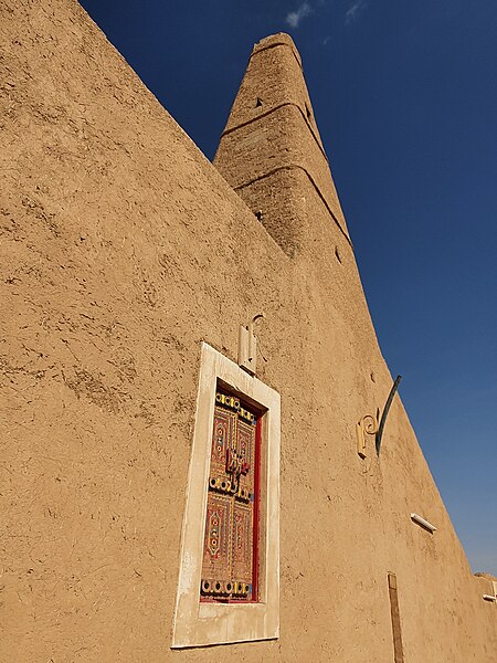 File:Old mosque at al-Shinana, near al-Rass, Qasim region (23) (49321087137).jpg