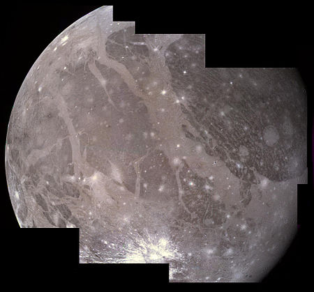 Tập_tin:PIA00081_Ganymede_Voyager_2_mosaic.jpg