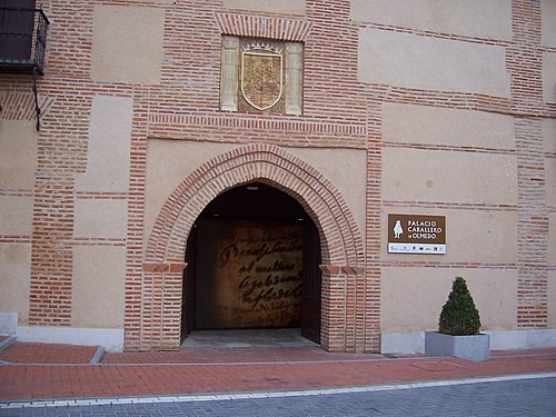 Casa especialmente adaptada como museo-palacio del personaje de ficción Caballero de Olmedo.