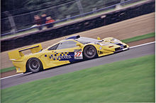 A 1997-spec F1 GTR "Long Tail", chassis #027R of Parabolica Motorsports during an FIA GT Championship event Parabolica McLaren F1 GTR.jpg