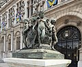 Bronzeskulptur mit Putti am Hôtel de Ville in Paris