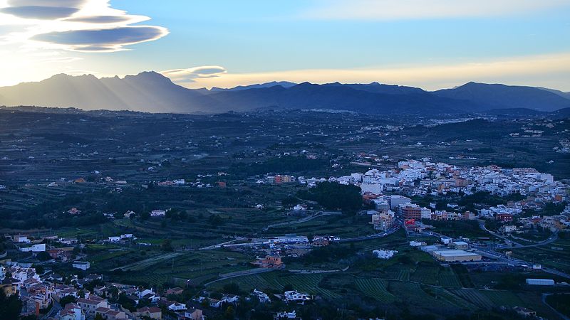 File:Parque natural Montgó.JPG