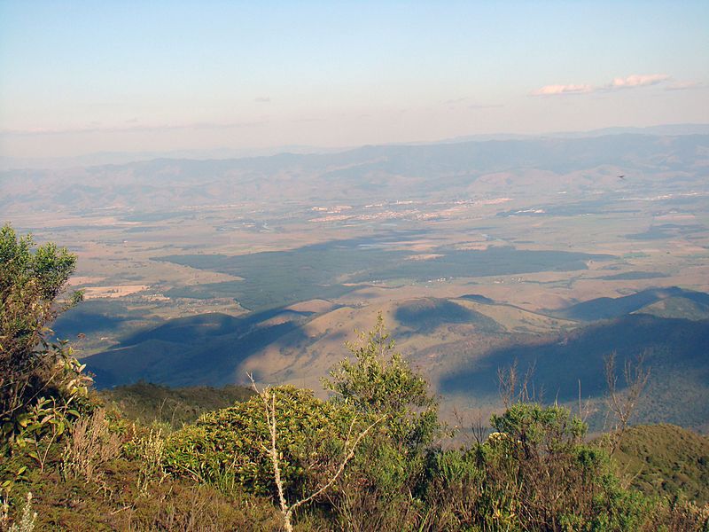 File:Pico do Itapeva (3851729495).jpg