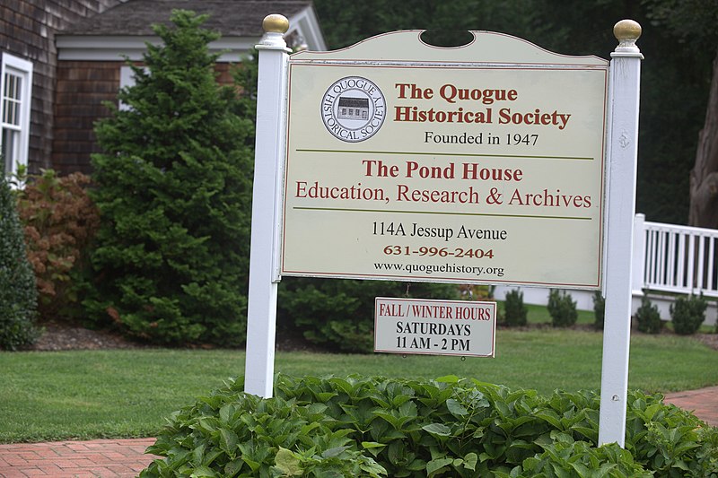 File:Pond House sign, Quogue Historic district 6794.jpg