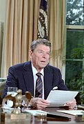 President Ronald Reagan speech to the nation on the space shuttle Challenger in oval office.jpg