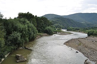 Râul Arieș în apropiere de Cornești