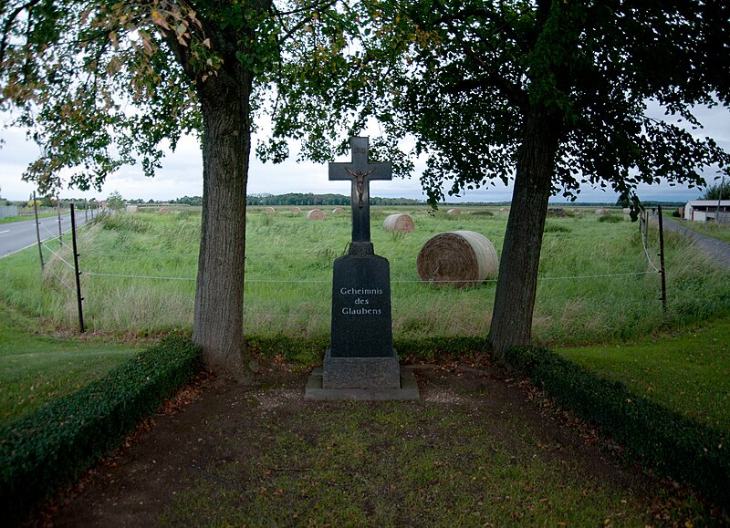 File:Ramershoven Kreuz 002.jpg