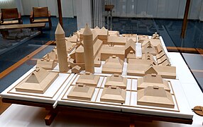 Hölzernes Kloster-Modell nach dem St. Galler Klosterplan von Wolfgang Sauber in der lokalen Tourismus-Information