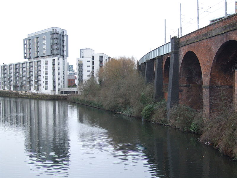 File:Rivers Irwell Medlock confluence Hulme Locks 2424.JPG