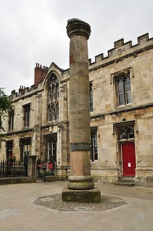 Roman column in York (8414).jpg