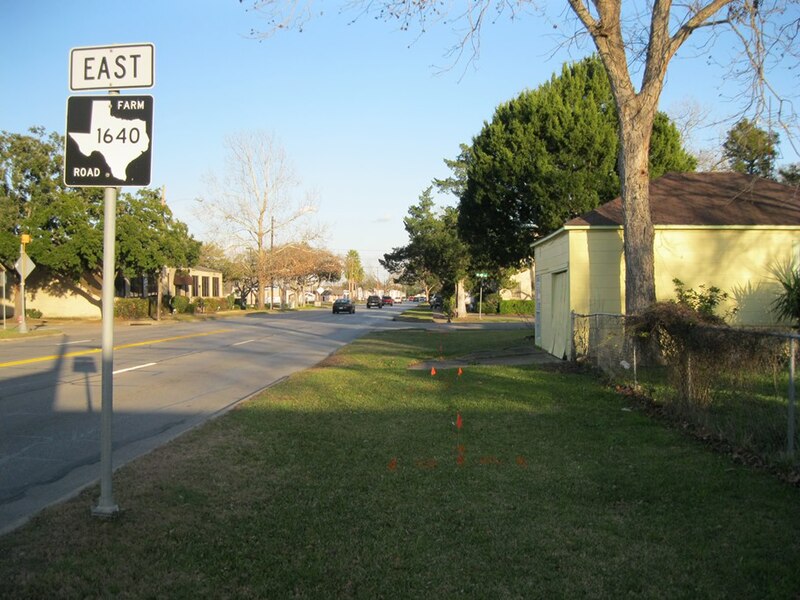 File:Rosenberg TX 4th St at FM 1640.JPG