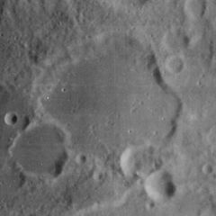 Schumacher crater 4062 h2.jpg