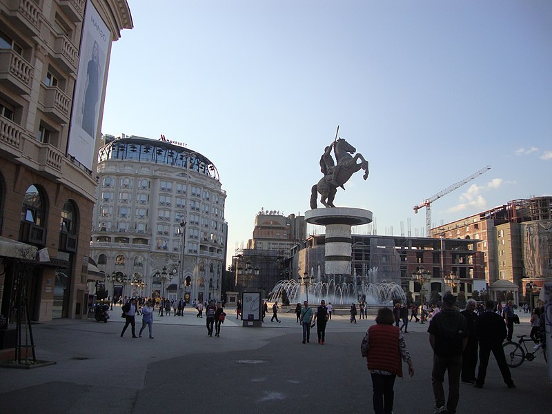 File:Skopje 32321343.jpg