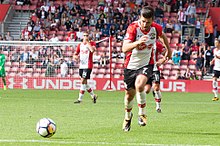 Long playing for Southampton in 2017 Southampton FC versus Sevilla (35583206153).jpg