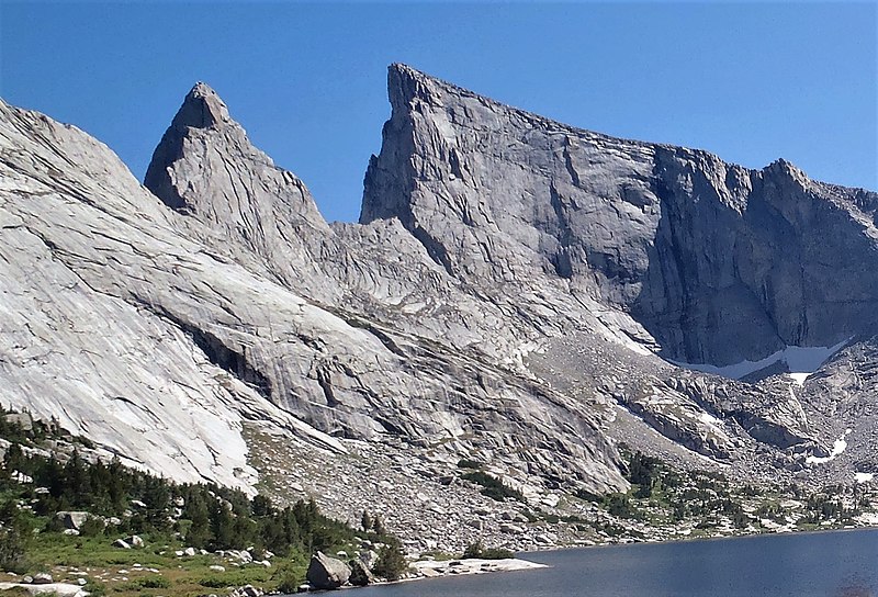 File:Steeple Peak, East Temple Peak.jpg