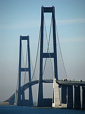 Great Belt Bridge Storebaeltsbroen close.jpg