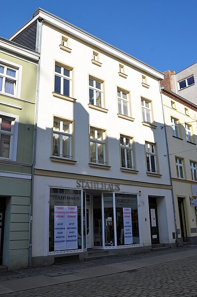 File:Stralsund, Mönchstraße 31 (2012-04-07), by Klugschnacker in Wikipedia.jpg