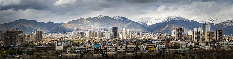 File:Tehran in a clean day.jpg