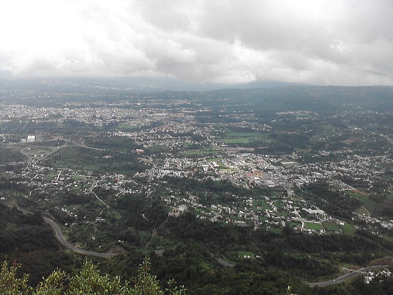 File:Teziutlan desde el cristo del Cerro de Chignautla.jpg