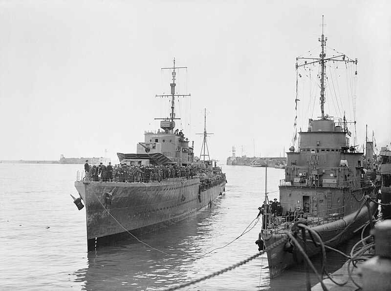 File:The British Army in the UK- Evacuation From Dunkirk, May-June 1940 H1668.jpg