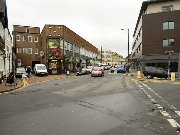 Image: The Parade, Neath   geograph.org.uk   2597023