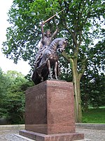 The Wladyslaw Jagiello monument in NYC 1.jpg
