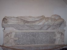 Een foto van de sarcofaag van paus Paulus II