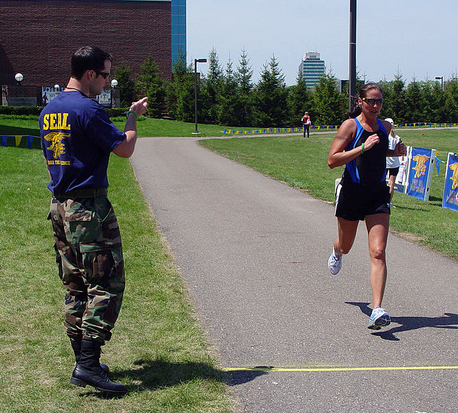 File:U.S. Navy Petty Officer 1st Class Mark Allen, left, keeps time for a runner at the Navy SEAL Fitness Challenge in Dearborn, Mich., May 10, 2008 080510-N-TG958-001.jpg