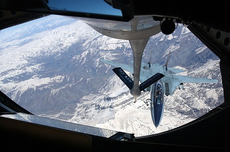 File:US Navy 030411-N-0780F-043 An U.S. Navy F-14B Tomcat assigned to the "Swordsmen" of Fighter Squadron Three Two (VF-32) receives fuel from an Air National Guard Boeing KC-135 Stratotanker.jpg