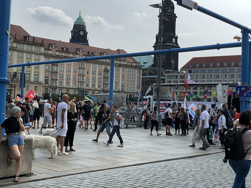 File:Unteilbar Dresden 2019 079.jpg