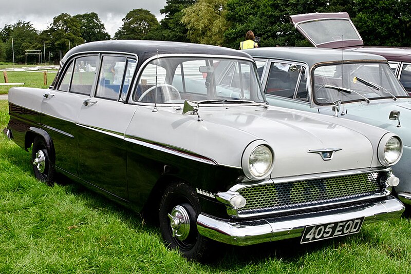 File:Vauxhall Victor (1960) - 7932862882.jpg