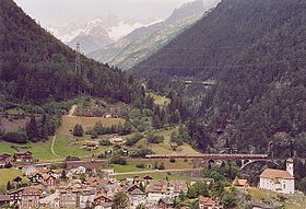 Wassen with the middle Meienreuss bridge