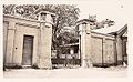 Entrance gates and guards house