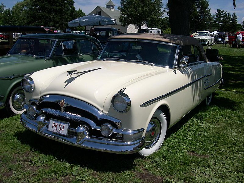 Packard Pacific 800px-1954_Packard_Pacific