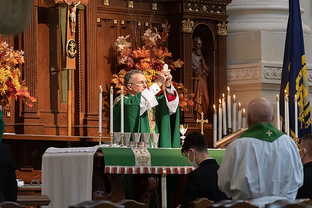 Broglio celebrating Mass at the Naval Academy Chapel in Annapolis, Maryland during the COVID-19 pandemic in October 2020