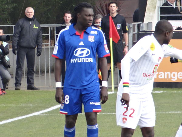 Gomis playing for Lyon against Brest in 2013